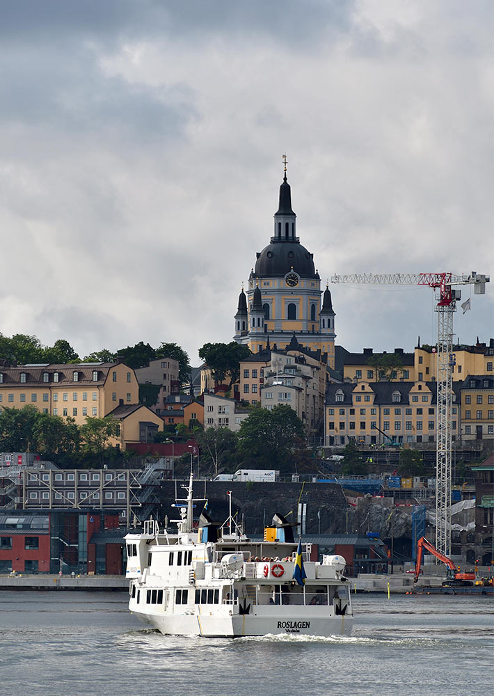 Stockholm: city and ships 